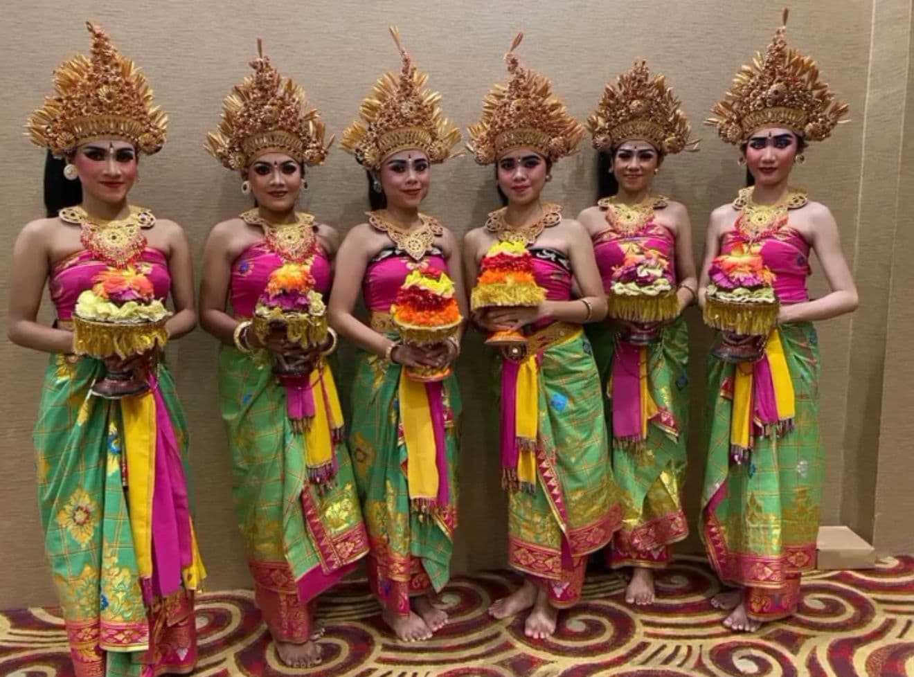 Putri Management Premium Balinese Dance Talent Bali