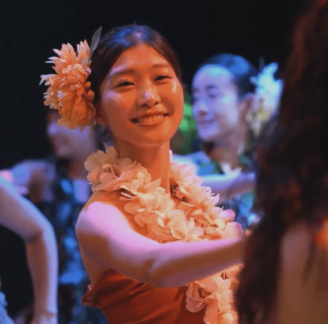 Putri Management Premium Hawai Dance Talent Bali